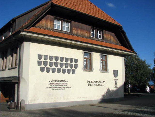 Die Westfassade des Grwihler Heimatmuseums wird saniert.   | Foto: Albiez