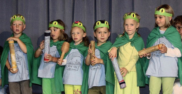 Als Frlsche traten  diese Kinder beim Singspiel &#8222;Arche Noah&#8220; auf.   | Foto: Ulrike Hiller