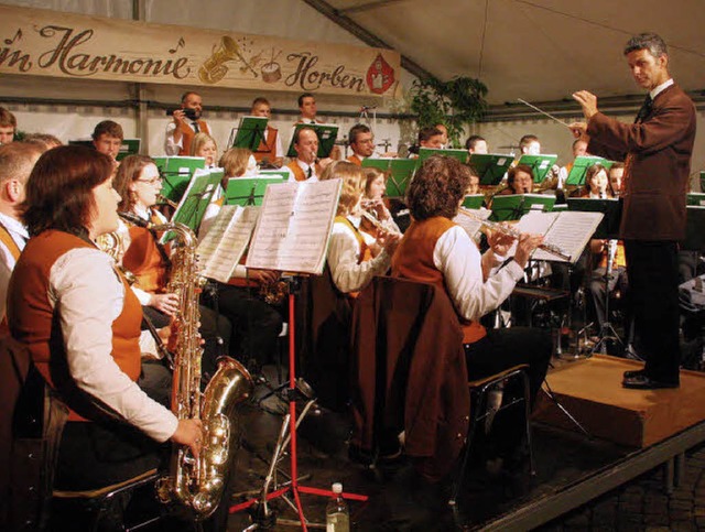 Ein Konzert mit einer besonderen berr...armonie&#8220; bei seinem Sommerfest.   | Foto: Hans Jrgen Kugler