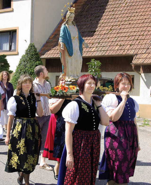 Prozession zu Mari Heimsuchung in Suggental.   | Foto: Christian Ringwald