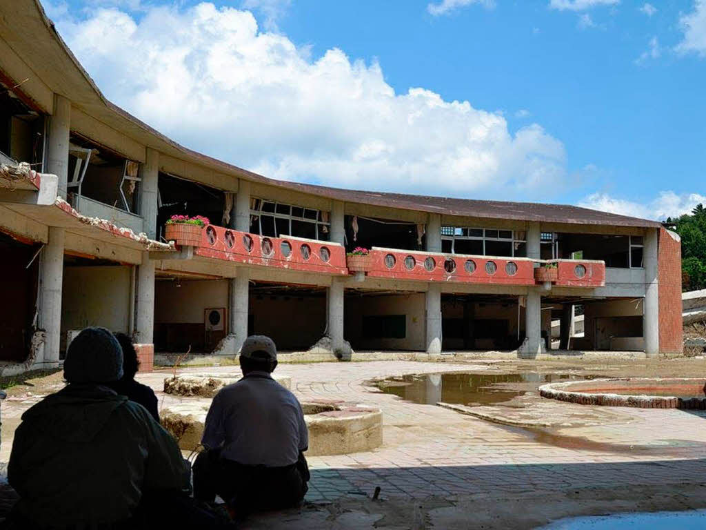 Vllig zerstrt wurde diese Schule von dem Tsunami