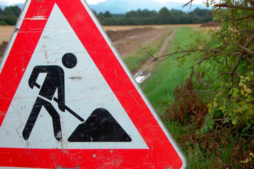 Von wegen Bauarbeiten: die vor zehn Mo... Marcher Gewerbegebiet gilt weiterhin.  | Foto: Tanja Bury