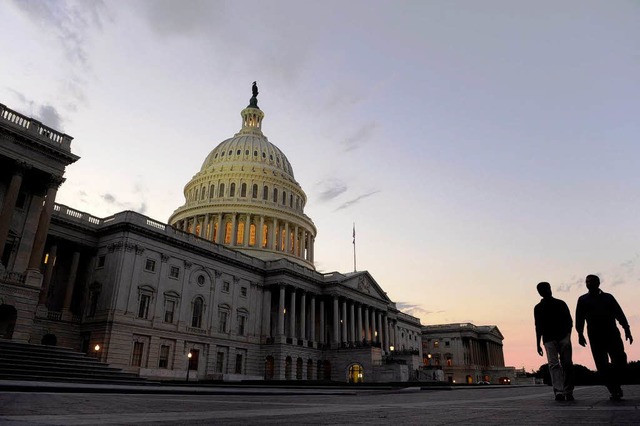 Das Kapitol in Washington in der Abenddmmerung  | Foto: dpa