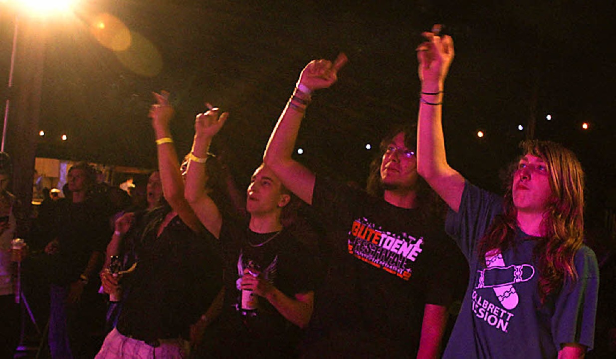 Gut gelaunte Fans in Endingen  | Foto: Eileen Woestmann