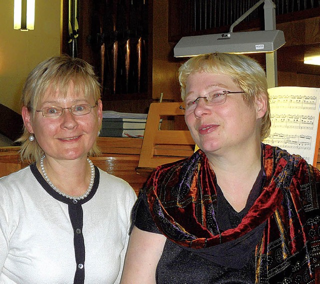Gestalteten virtuos das  Orgelsommerko...(links) und Dorothea Rieger (Sopran).   | Foto: Flier