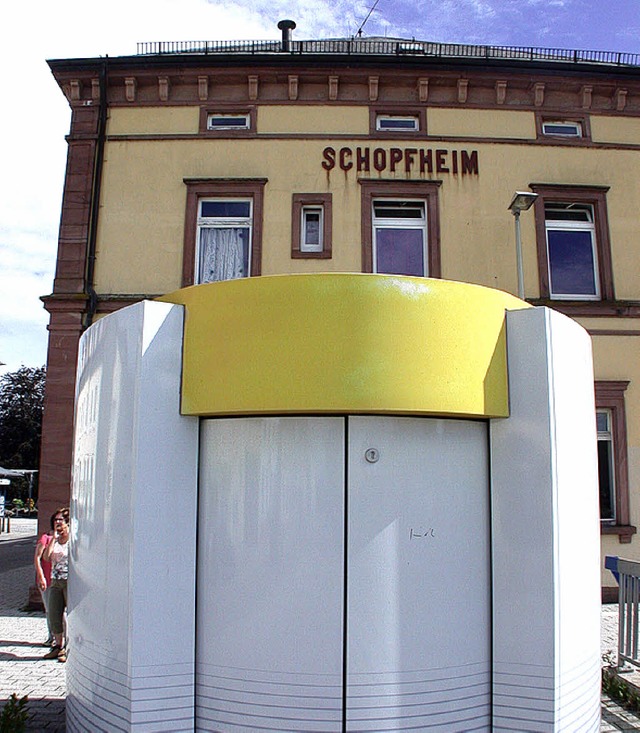 Die Stadt Schopfheim hat ihre  kostspi...hofstoilette zum 1. Juli stillgelegt.   | Foto: andr hnig