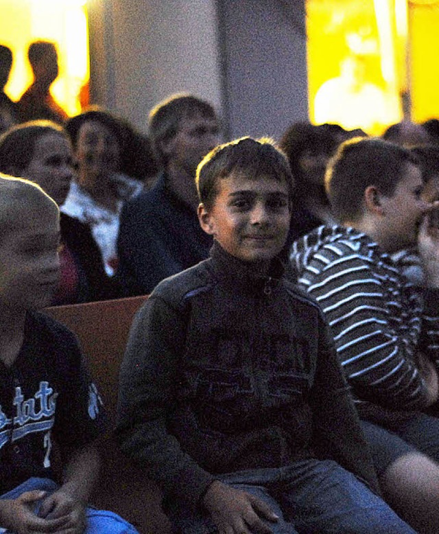 Besucher beim Nollinger Open-Air-Kino.   | Foto: Jannik Schall