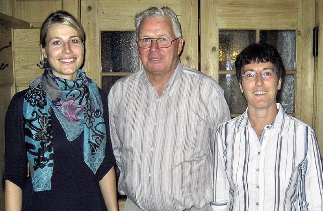 Der Vorsitzende Ernst Forster mit sein...iriam Graunke (links) und Jutta Gerber  | Foto: Stefan kech
