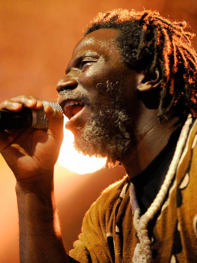 Tiken Jah Fakoly, die Stimme des Westafrikanischen Reggae lie den Regen vergessen