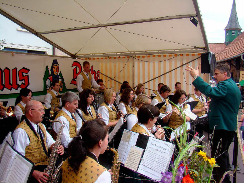 Der Musikverein Lausheim umrahmte die Festerffnung musikalisch.