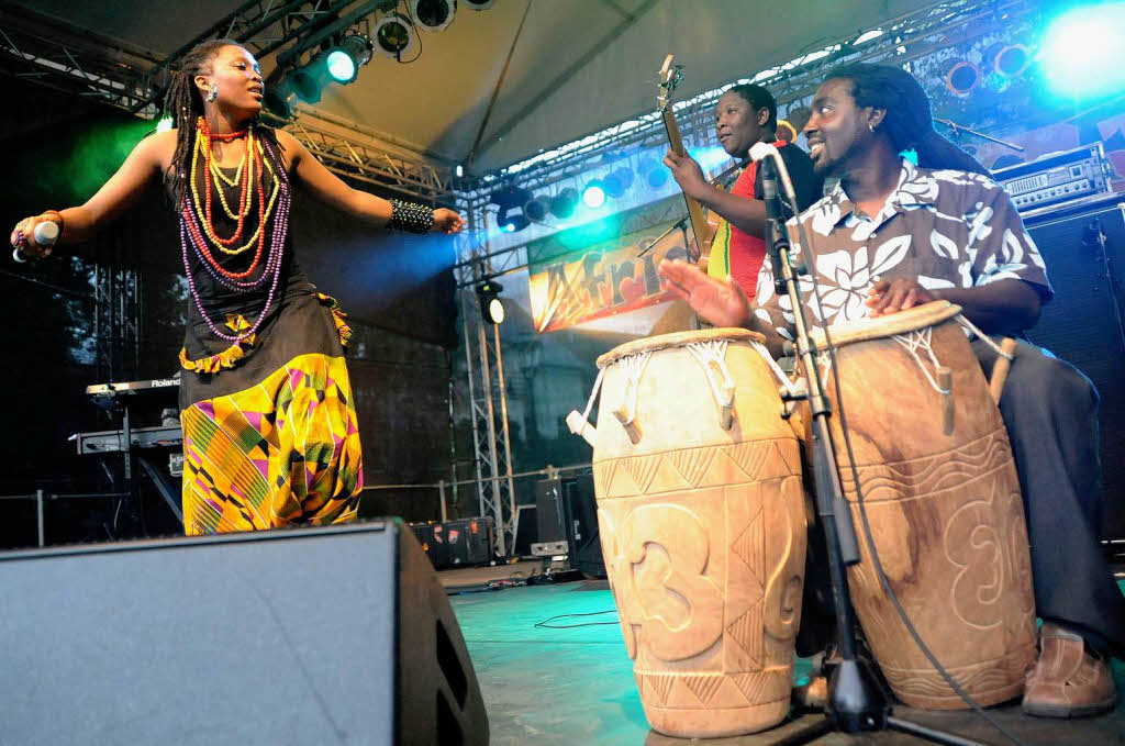 Nicht nur weil er mitspielen konnte war das Konzert von Nkulee Dube fr Veranstalter Raphael Kofi ein Highlight des 11. African Music Festivals