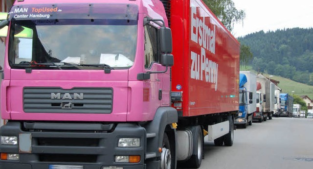 Bei Gegenverkehr, der gerade auf der a...ter diesem enormen Verkehrsaufkommen.   | Foto: Elfriede Mosmann