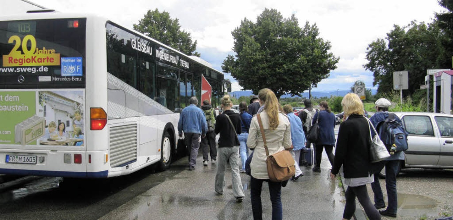 Busse spielen  am Riegeler Bahnhof eine große Rolle  | Foto: Janina Ruth