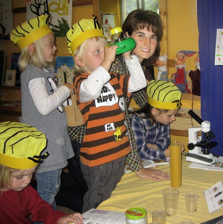 Das Leben der Bienen erforschten Weite...Kindergartenkinder  in einem Projekt.   | Foto: privat
