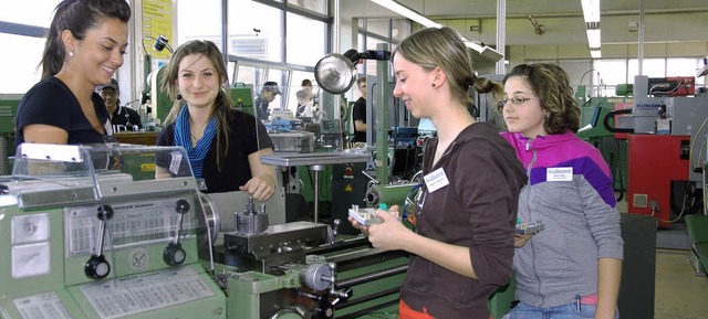 Raymond kooperiert nicht nur mit Schul...ich Gelegenheit,  etwas zu verdienen.   | Foto: Frey