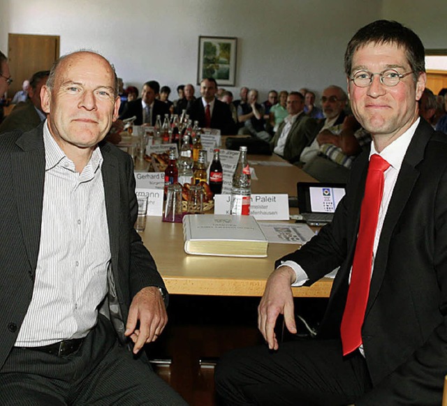 Erffneten gestern den Dialog: Ministe...inks) und Brgermeister Jochen Paleit.  | Foto: Decoux-Kone