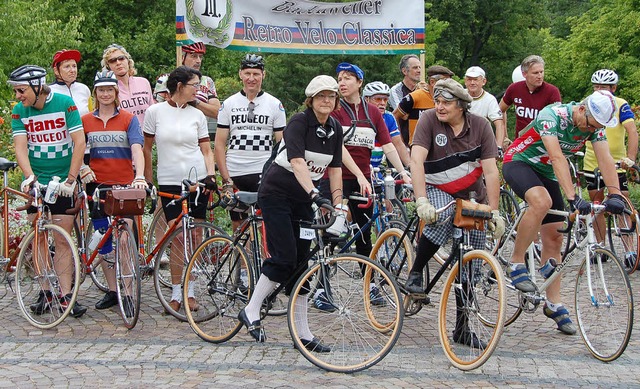 Auf &#8222;Oldies&#8220;  starten  30 ... Badenweiler zur Retro Velo Classica.   | Foto: Sigrid Umiger