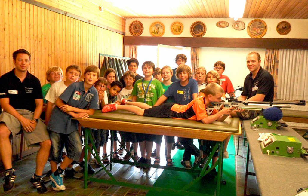 Der Altdorfer Schtzenverein lud im Rahmen des Ettenheimer Ferienprogramms zum Treffpunkt Schtzenverein ein.  18  Jugendliche  nahmen daran teil.
