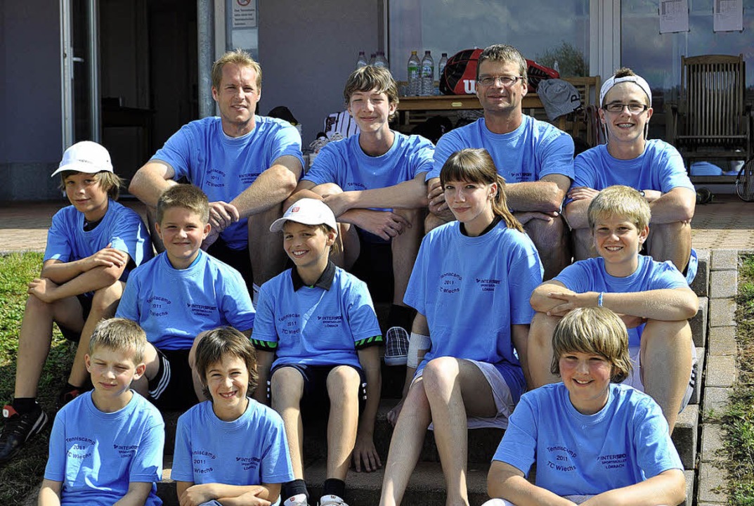Mit Spaß dabei waren zwölf Kinder und ...dliche beim Tenniscamp des TC Wiechs.   | Foto: Verein