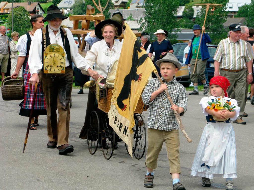 Die Familie des Uhrentrgers beim Festumzug