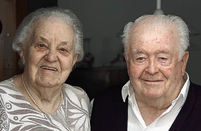Lisbeth und Karl Dorner sind seit 65 Jahren ein Paar.  | Foto: Wolfgang Beck
