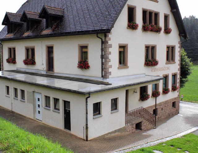 Um das Rathaus herum und durch die neu...schoss des Rathauses erreichen knnen.  | Foto: GERT BRICHTA