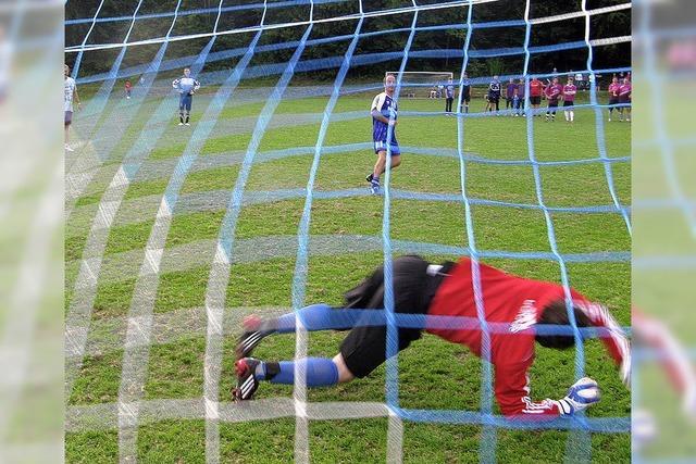 Der FC Besonnen siegt im Neun-Meter-Schieen