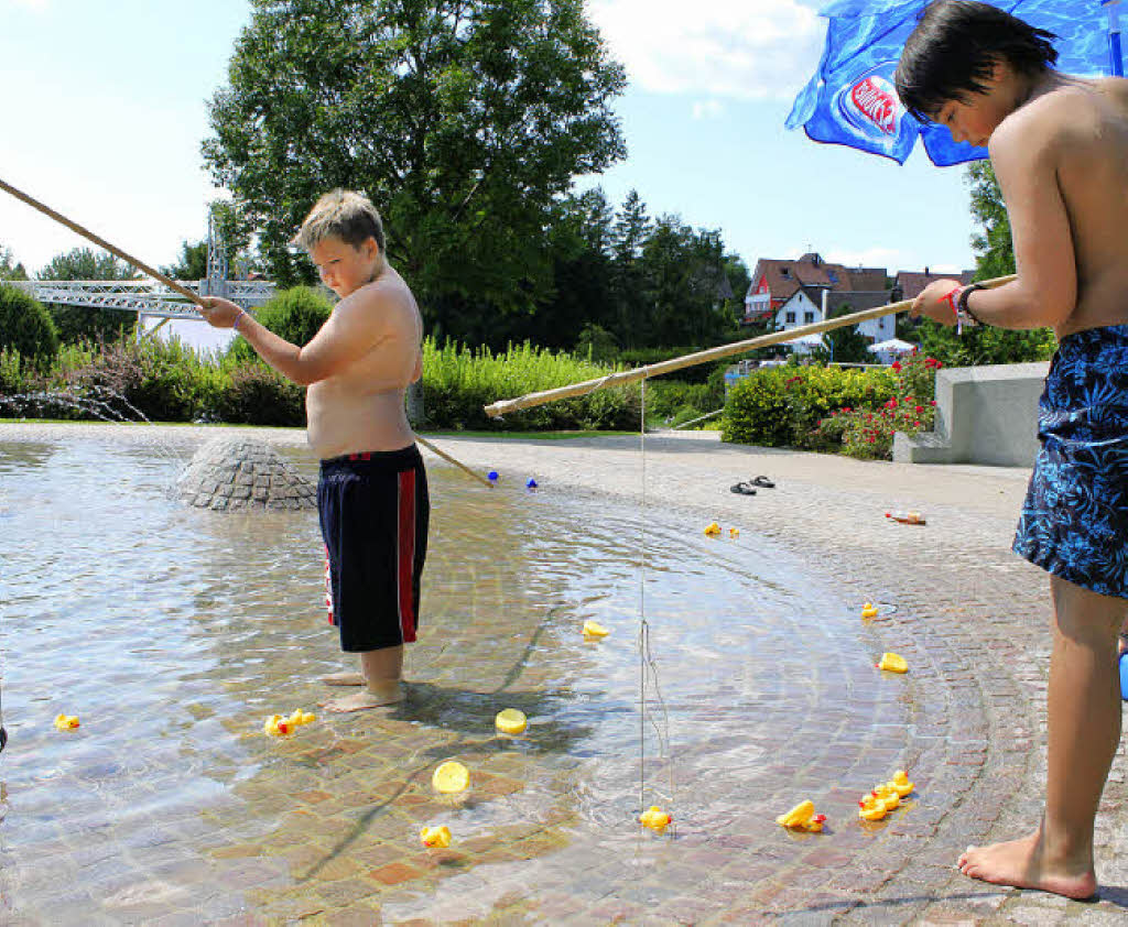 Coronaregeln Im Freibad Klappt Das Auch An Badeseen Coronaregeln Im Freibad Klappt Das Auch An Badeseen