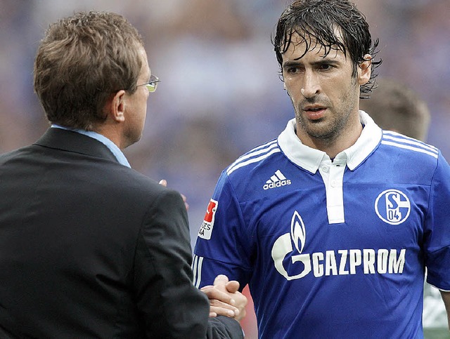 Schalke-Trainer Ralf Rangnick wird sic...dgltig von Ral verabschieden mssen.  | Foto: dPa