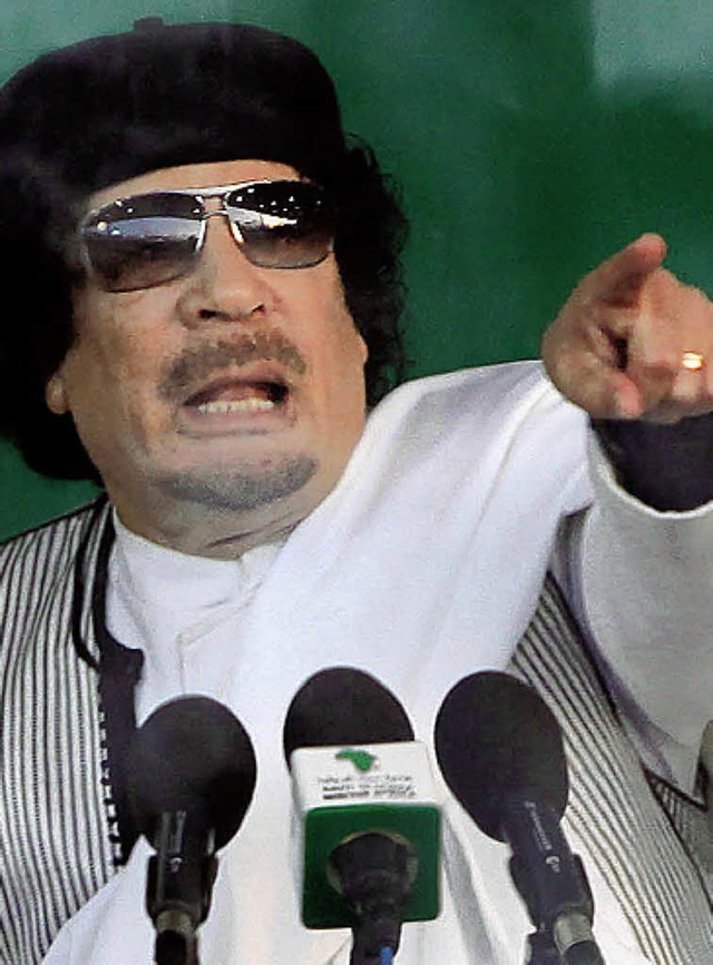 Gaddafi im Februar   | Foto: DPA