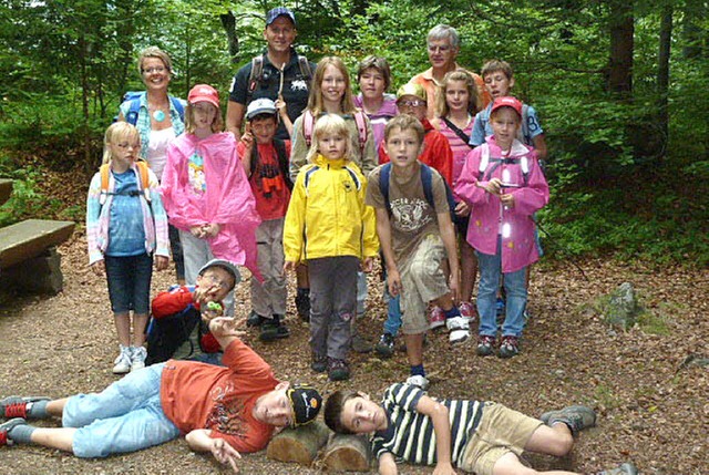 Auf dem Zauberweg am Hasenhorn wandert...inder zusammen mit dem Ortschaftsrat.   | Foto: Privat