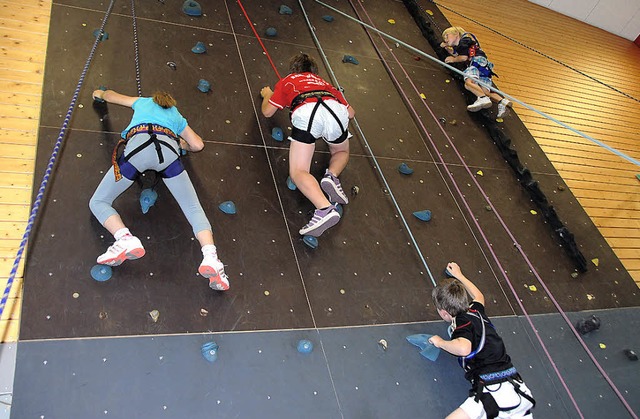 Hoch hinaus ging&#8217;s bei der Bahli... Gymnastikhalle der Silberbergschule.   | Foto: Roland Vitt