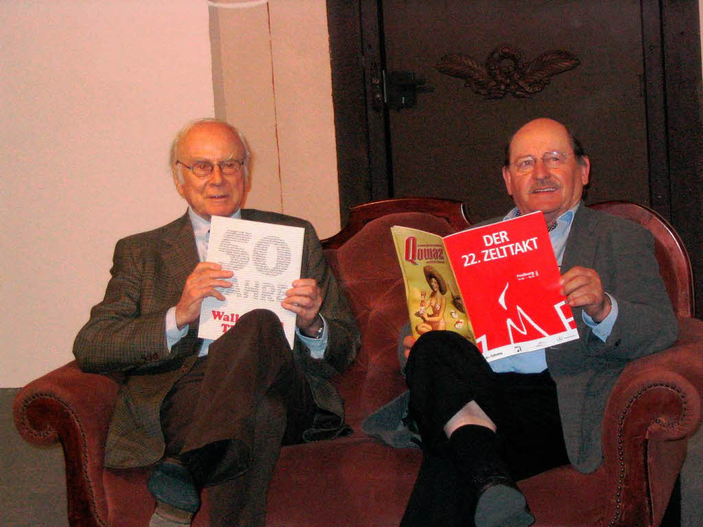 Loriot mit seinem langjhrigen Kollegen Heinz Meier vom Wallgrabentheater beim Besuch in Freiburg (2004)