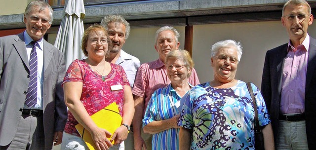 Das Pflegeheim Markgrflerland besucht...arder und Heidi Epp (Senioren-Union).   | Foto: Fillisch