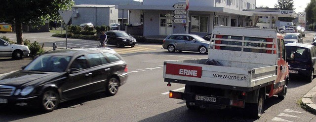 Eine Ampelanlage soll  spter zu den S...einen Kreisverkehr  wurden verworfen.   | Foto: Reinhard Herbrig