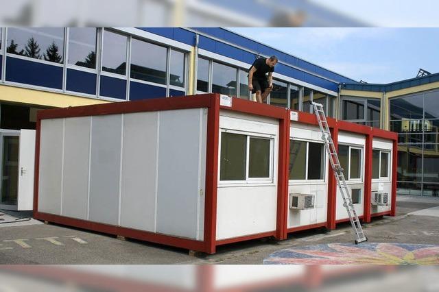 Ein Container wird zu einem Klassenzimmer