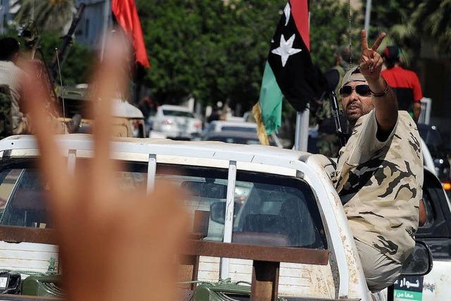 Rebellen setzen Kopfgeld auf Gaddafi aus