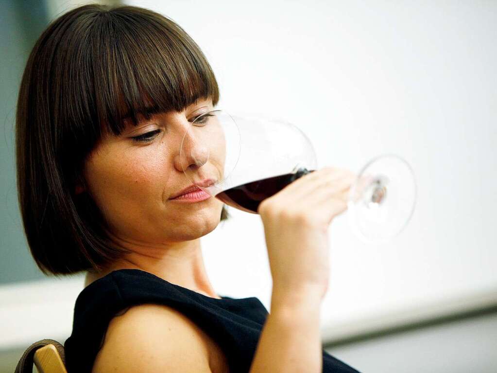 Ein guter Wein gehrt zum leckeren Essen.