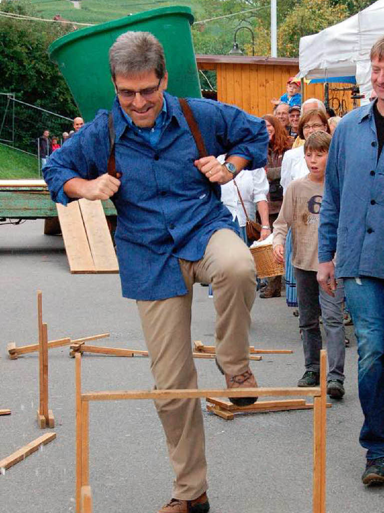 Weinfest Wolfenweiler mit Winzerolympiade und Oldtimerschau