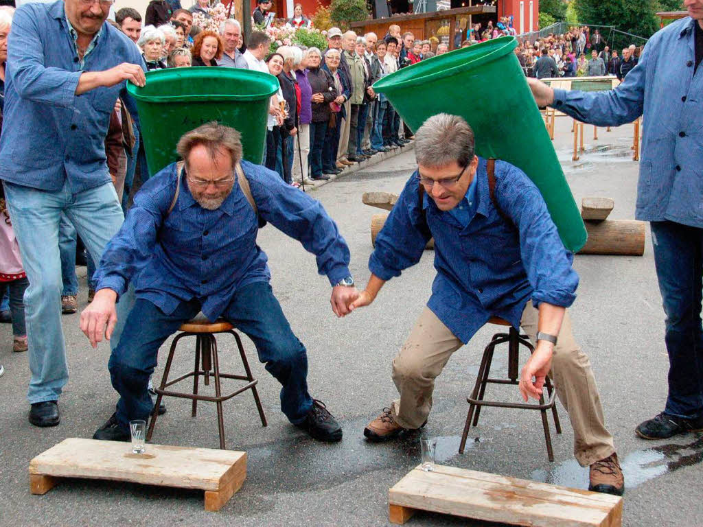 Weinfest Wolfenweiler mit Winzerolympiade und Oldtimerschau