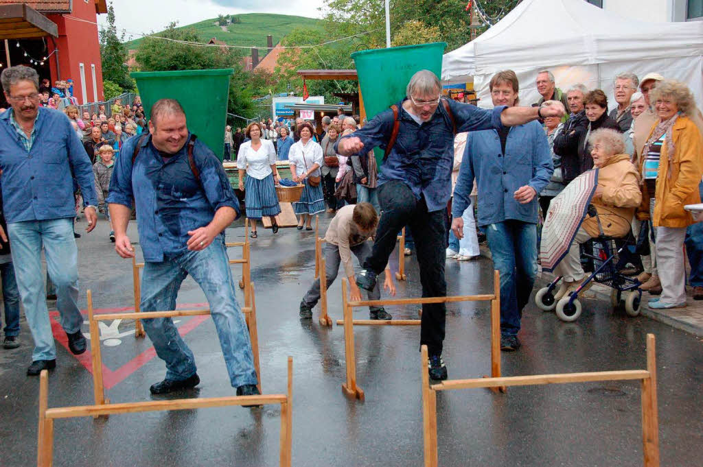 Weinfest Wolfenweiler mit Winzerolympiade und Oldtimerschau