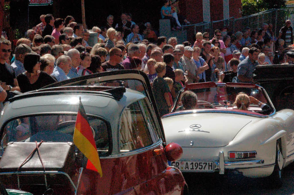 Weinfest Wolfenweiler mit Winzerolympiade und Oldtimerschau