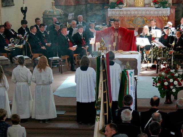 Mit einem festlichen Gottesdienst vera...u-Hinterzarten Pfarrer Lorenz Seiser.   | Foto: Maurer