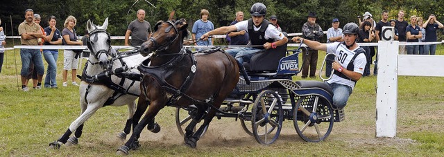 Fahrsport kann schn dynamisch sein: F...fahrer Philipp Fait fhren dies vor.   | Foto:  Bettina Schaller