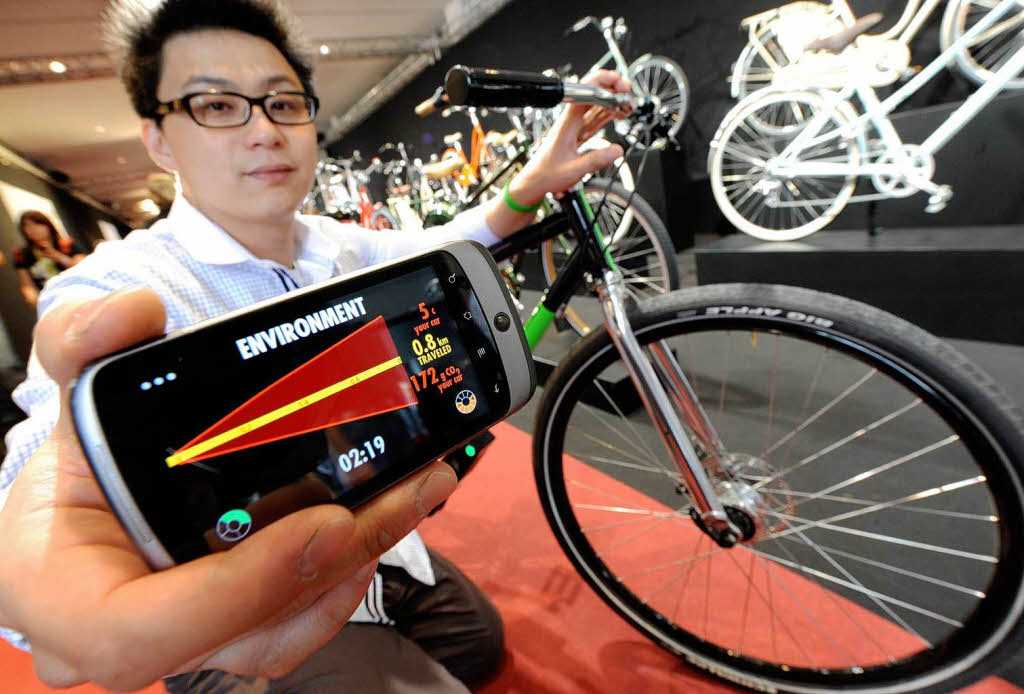 Handy-Application: Erstmals werden Fahrraddaten direkt vom Fahrrad ins Internet eingespeist.