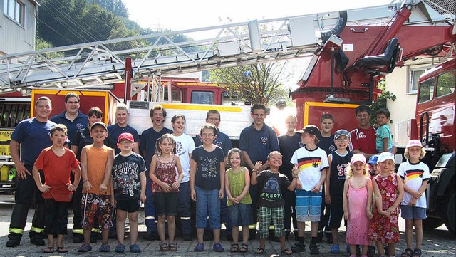 Ein Besuch bei der Zeller Feuerwehr ge...esen Sommer zum Kinderferienprogramm.   | Foto: Privat