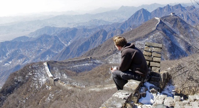 Beeindruckt: Der Endinger Student Lukas Mergele auf der Chinesischen Mauer.  | Foto: Privat