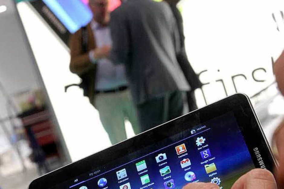 Der neue Tablet-Computer Galaxy Tab 7.7 von Samsung. (Foto: dpa) Der neue Tablet-Computer Galaxy Tab 7.7 von Samsung. (Foto: dpa)