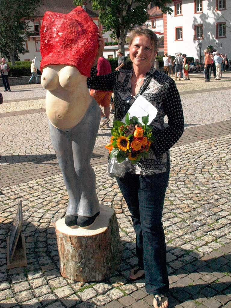 Den Publikumspreis errang  die Franzsin Mireille Corfu mit ihrer Skulptur „Mutterschaft“. 