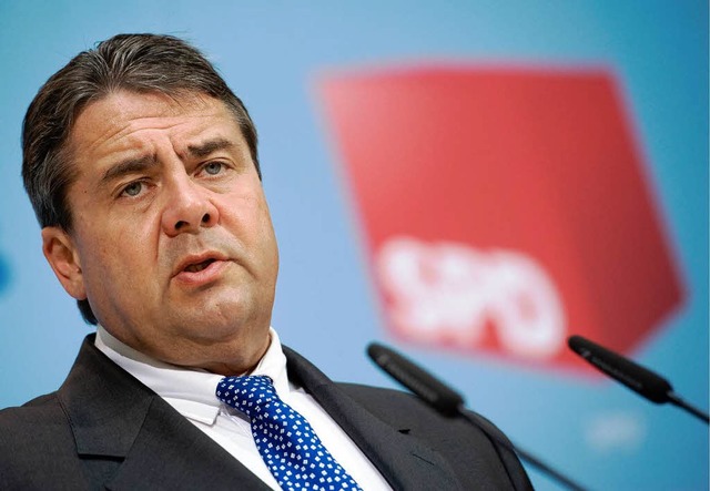 &#8222;Ist doch klar, dass wir uns hie...0;, sagt  der SPD-Chef Sigmar Gabriel.  | Foto: dapd